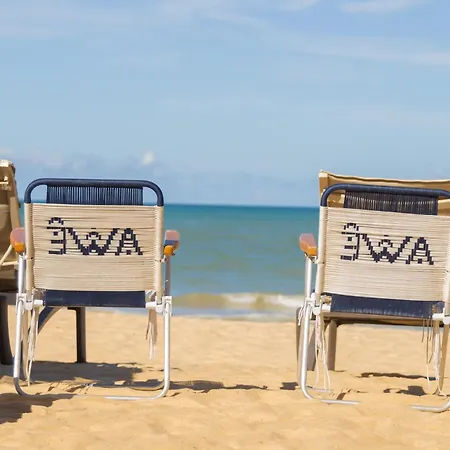 Awe Villa Boutique & Beach Club-2